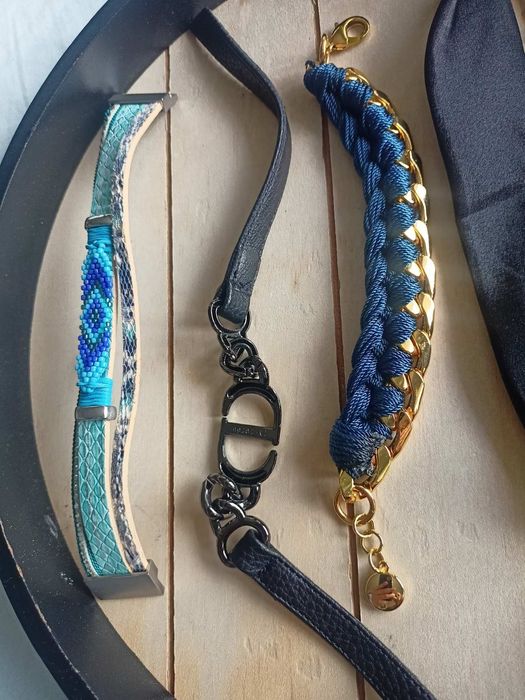 Масова бижутерия за жени  с естествени камъни