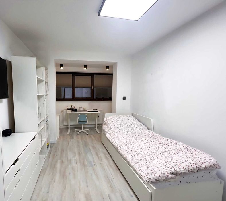 Persoana fizica vind: Casa Insiruita 4 Camere 110 mp Dealul Furcilor