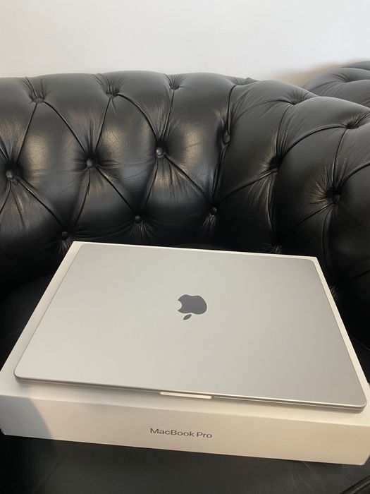 MacBook Pro 16-inch/ M1 MAX / 32 Gb RAM / 1 TB / Space Gray  / Ca nou