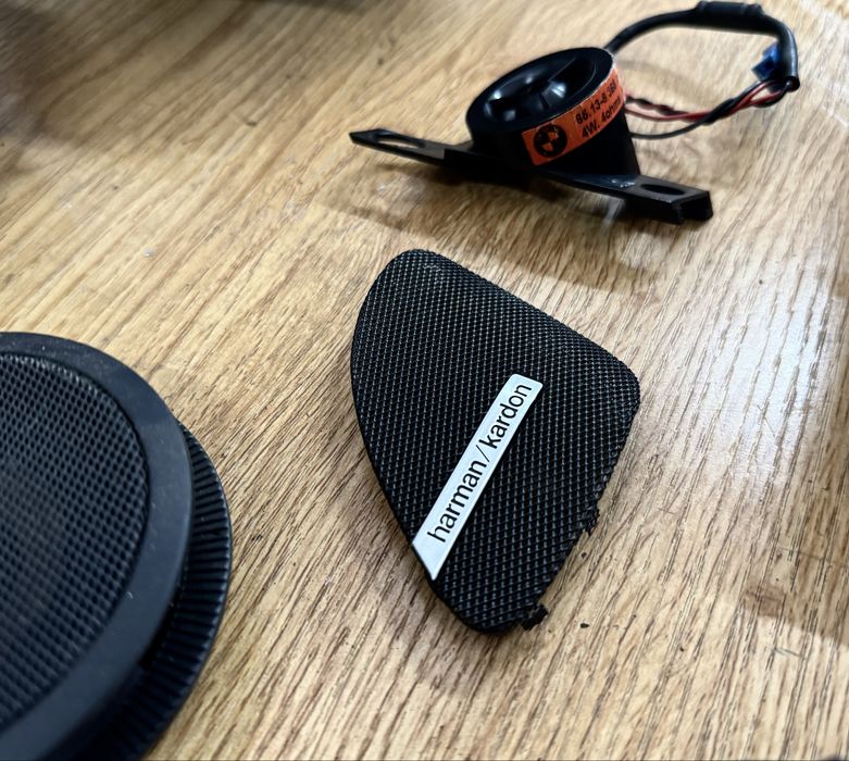 Комплект озвучение Harman Kardon за BMW E46 комби