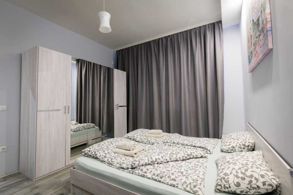 Продава се Тристаен апартамент в София, Център - 90 кв.м за 2445 €/кв.м - Снимка #11