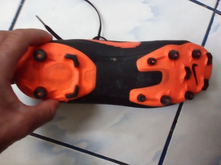 Ghete fotbal Nike mercurial