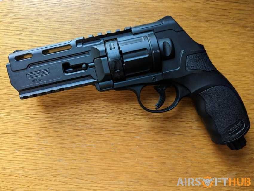 Pistol [Cu Bile Cauciuc 18.4 J!!] METAL Co2 + 5 Tuburi Cu Gaz Airsoft