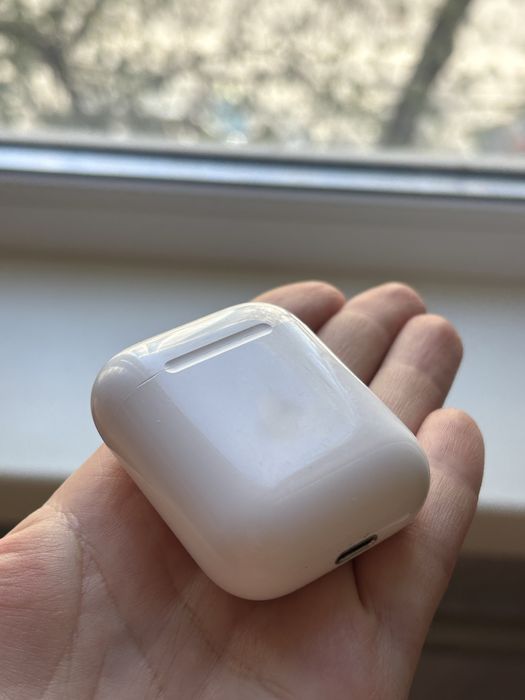 Продам наушники air pods 2 original