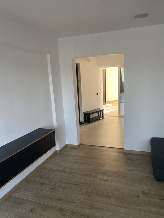 Dau in chirie apartament 2camere zona Bucla