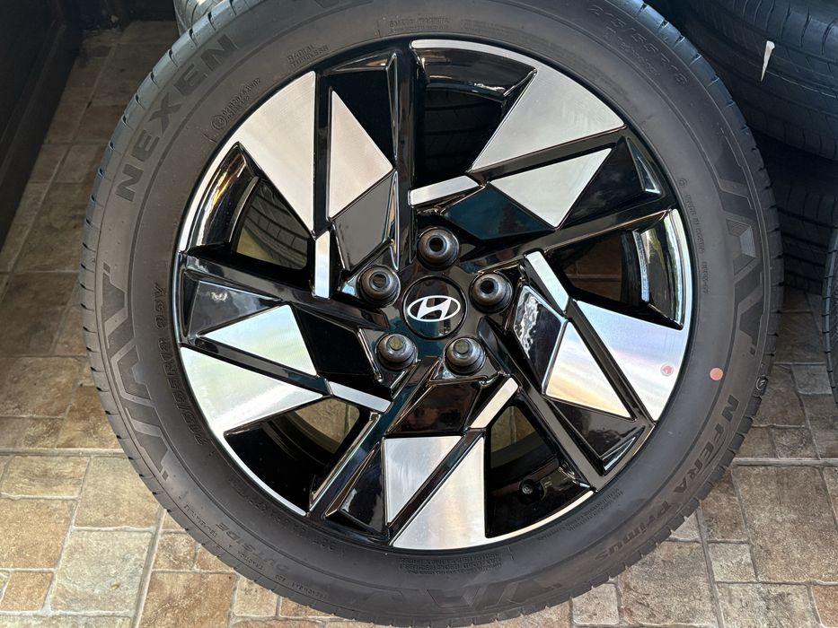Оригинални джанти Hyundai / Хюндай 18" 5х114.3 + гуми 215/55/18