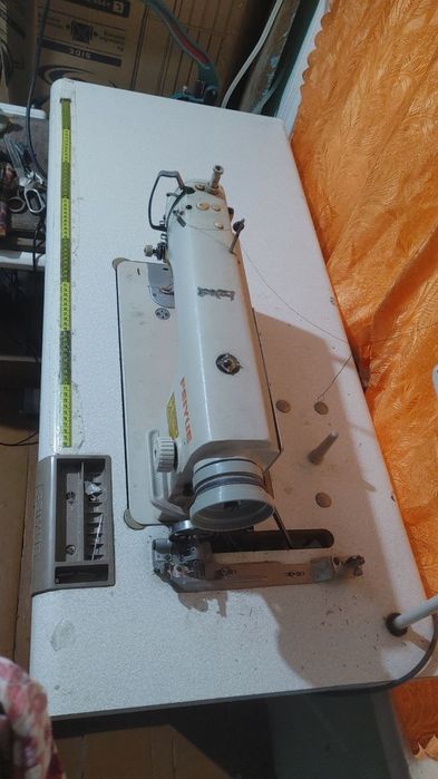 Швейная машина продается FEIYUE