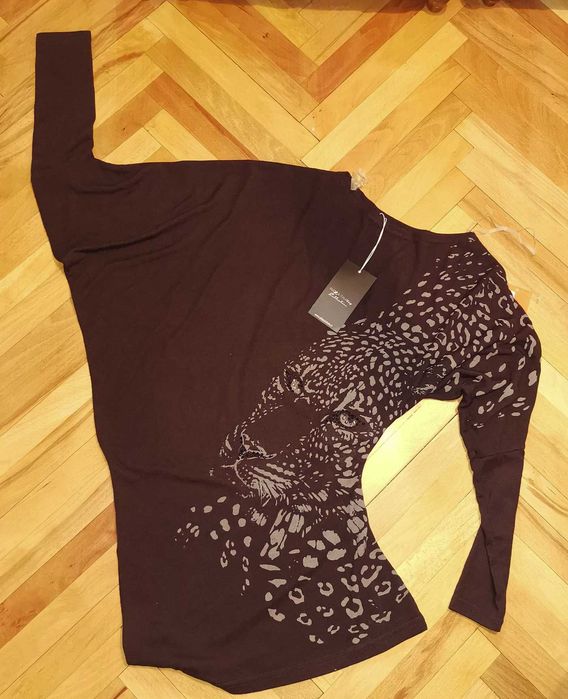 Bluza PIAZZA ITALIA cu umar cazut, asimetrica, noua, mar. S/M