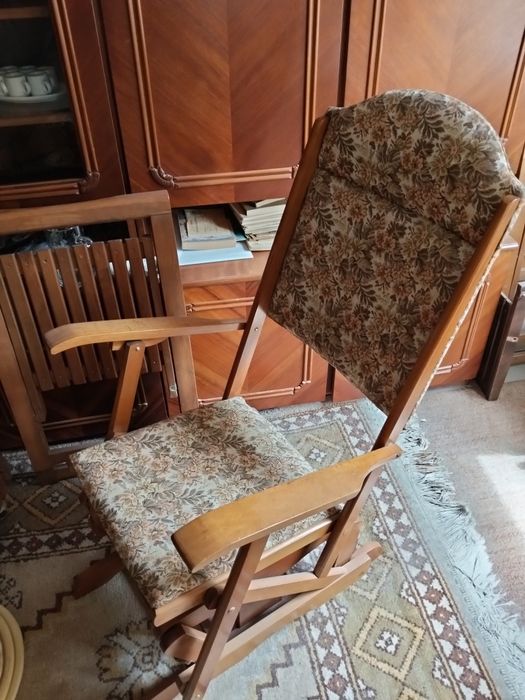 Vand balansoar cu tot cu cerga verde de lana