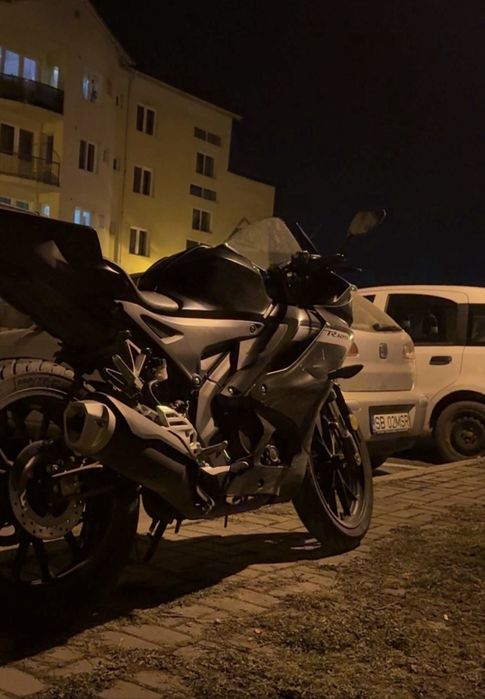 Yamaha YZF R125 model 2025 in garantie