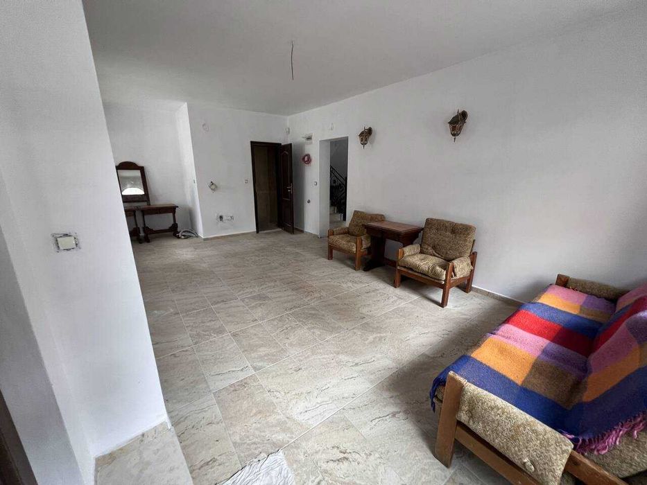 Продава се Хотел в Несебър - 900 кв.м за 2889 €/кв.м - Снимка #2