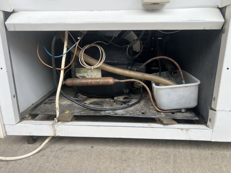 Galantar Mezeluri Geam Curbat