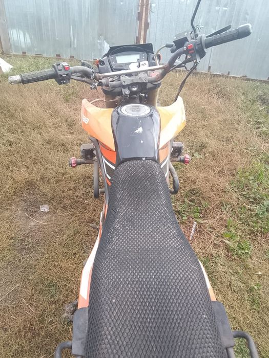 Срочно продам мотоцикл 250 куб