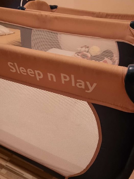 детско легло Hauck.