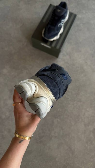 New BALANCE 9060 Eclipse Navy