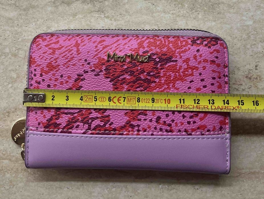 Шарено портмоне