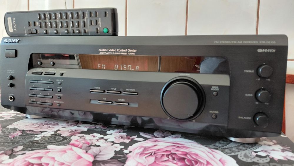 Amplituner Sony STR-DE 135