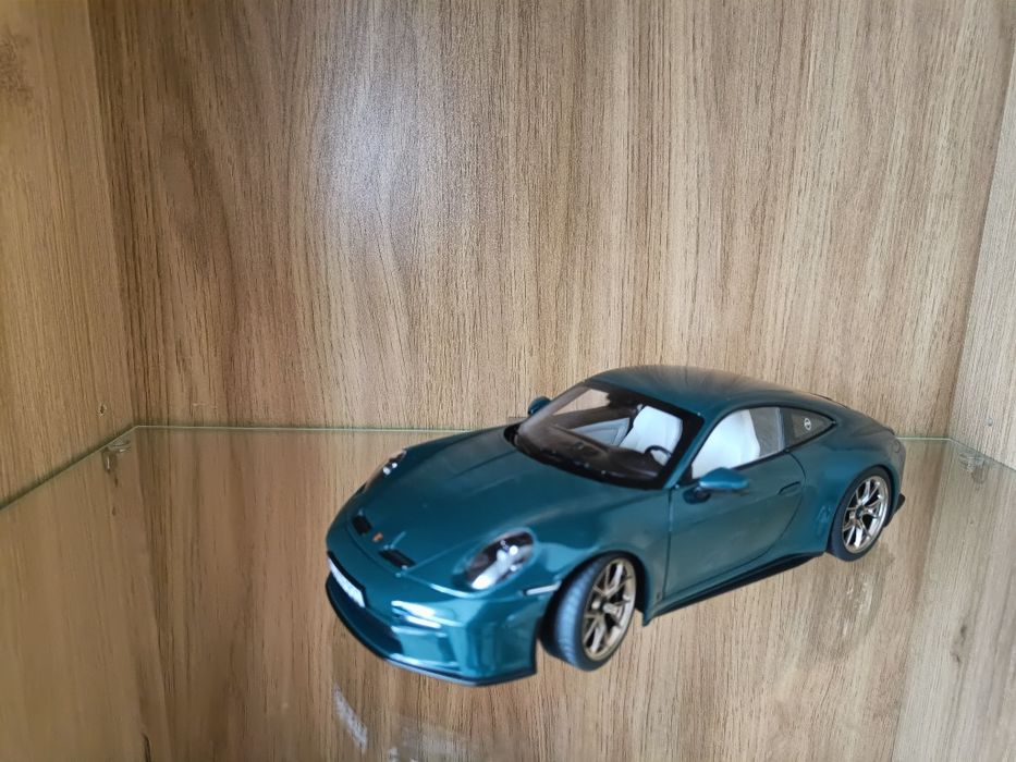 Porsche 911 GT3 touring, Norev 1:18