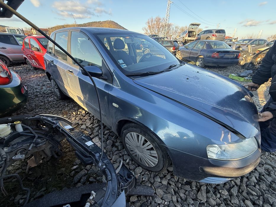 Фиат стило 1.6 103кс бензин 2001г-2003г  на части