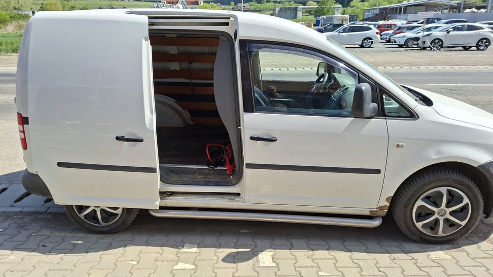 VOLKSWAGEN Caddy 2012 — imagine 3