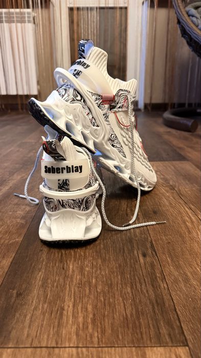 Кроссовки мужские