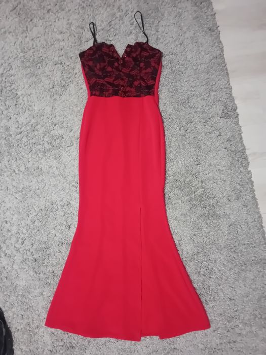 Дълга елегантна рокля