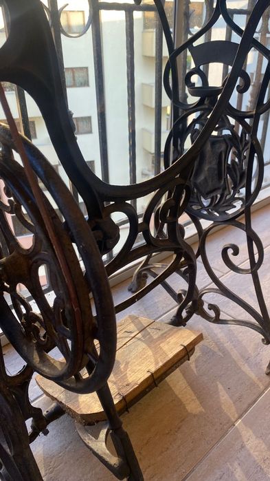 Mașină cusut Singer