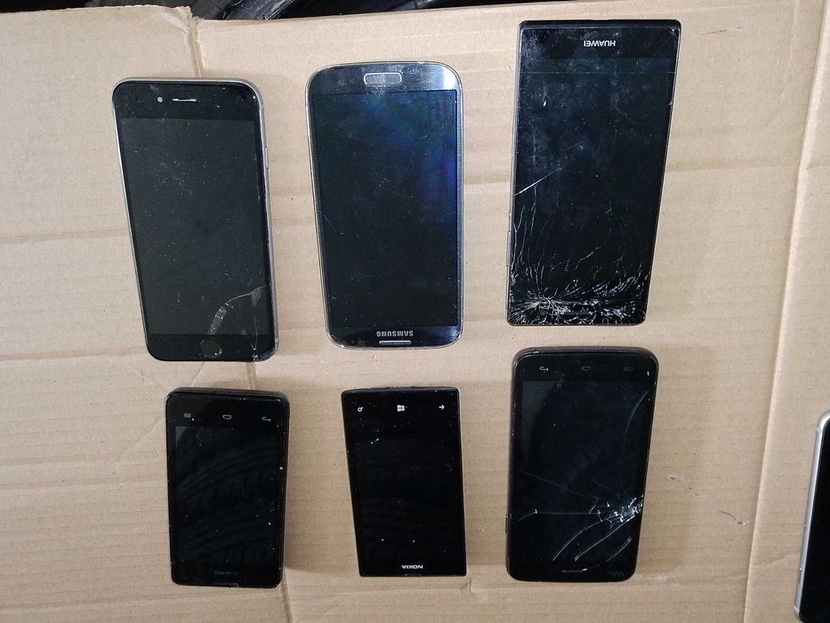 Samsung смартфон