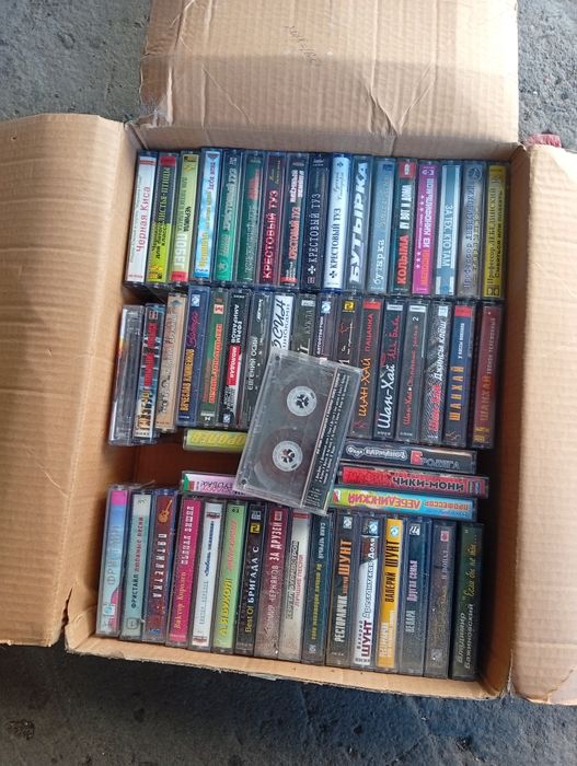 Продам кассеты,в отличном состоянии