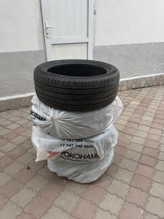 Продам комплект резины michelin
