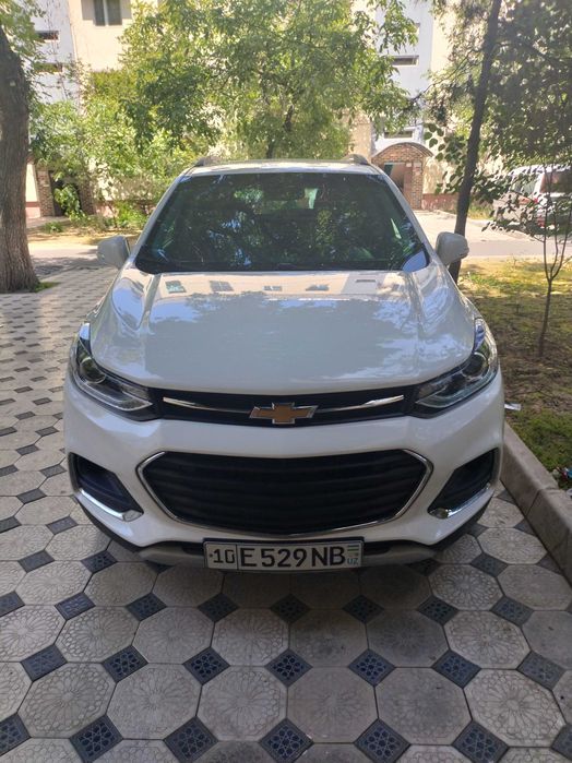 Tracker 1. Premier