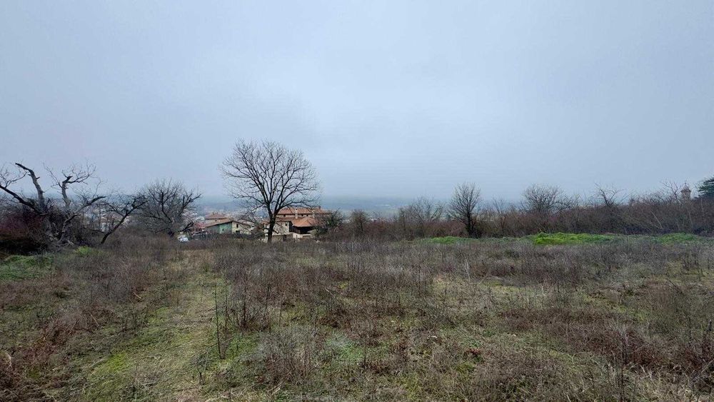 Парцел в регулация гр.Дебелец