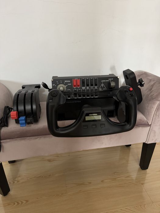 Logitech Flight Yoke System + Flight Switch Panel Chiajna • OLX.ro