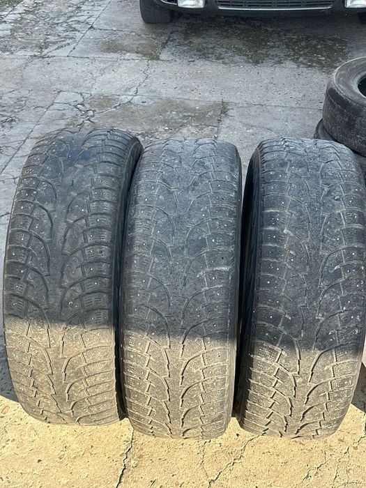Шины 245/60R18 продам Б/у