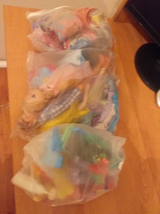 продаются игрушки набором