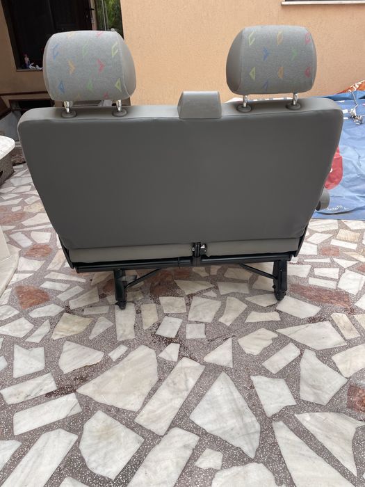 Banchete rindul 2 Volkswagen Transporter T5 an 2007 pret 1250 lei cu cotiera