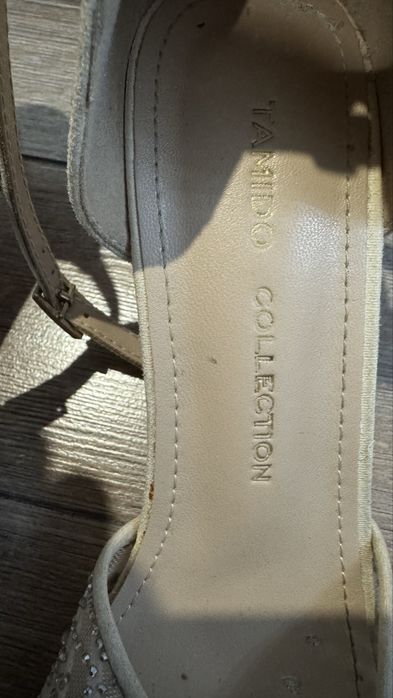 Продам туфли 37,5-38 размера