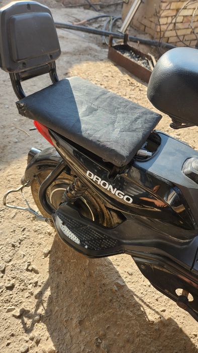 Электроскутер Drongo