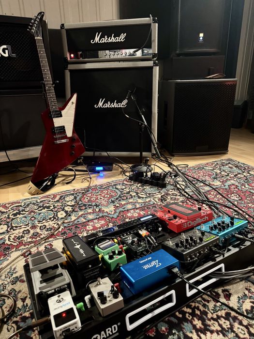 Ефекти за китара, усилвател Marshall Silver Jubilee