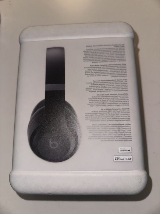 Beats Studio Pro
