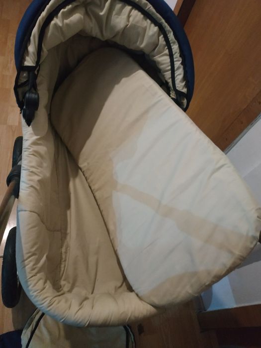 Коляска в хорошем состояние