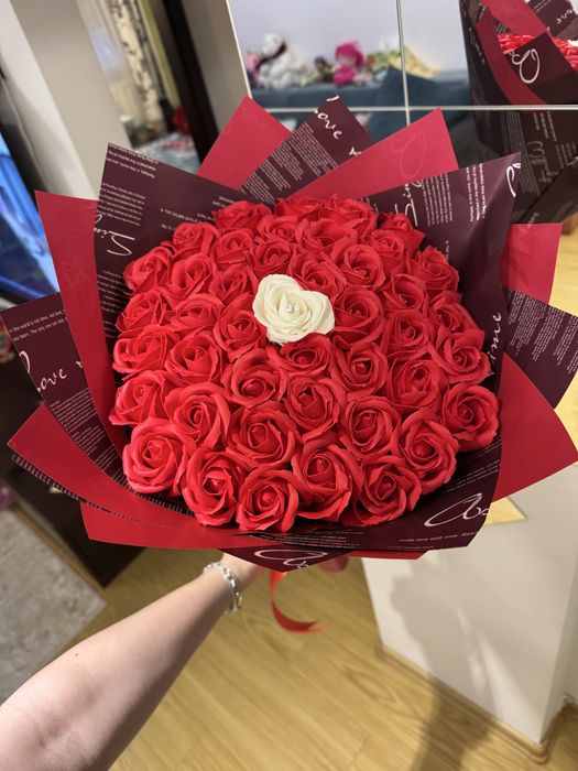 Buchete si aranjamente din trandafiri de sapun