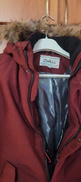 Продам куртку зимнюю.