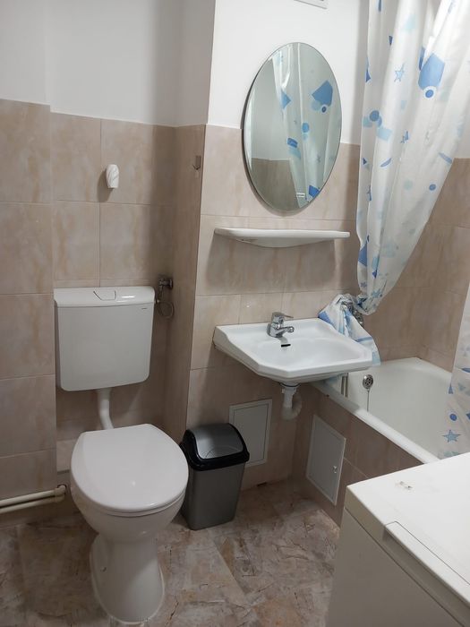 Garsoniera de inchiriat in Calan
