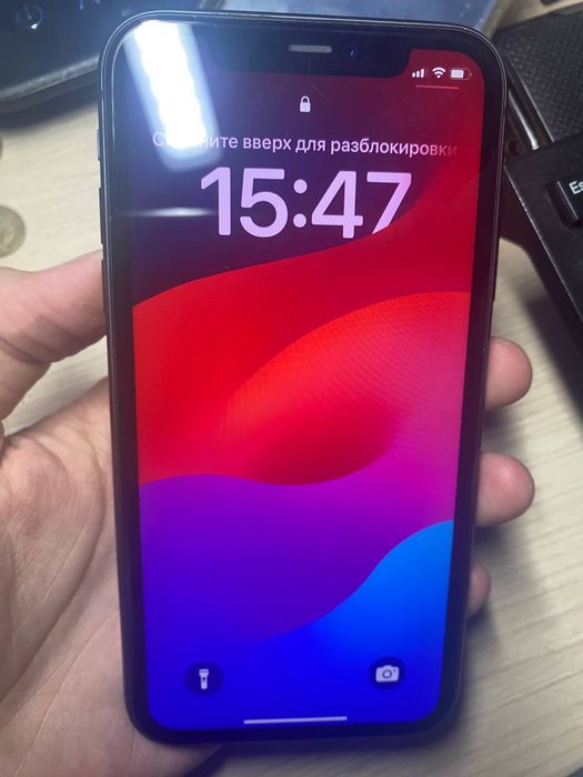 Продам iphone 11 64gb