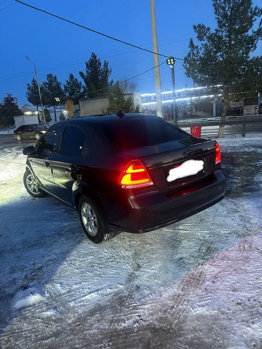 Sotiladi srochno!!! Chevrolet Nexia ravon holati a'lo