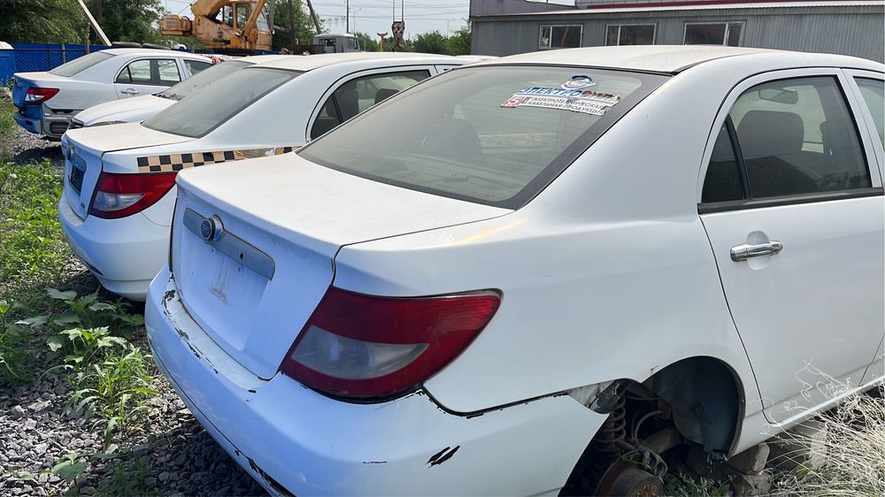 Продам машину Авариный