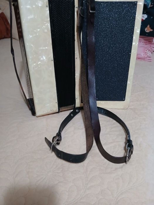 Vând Acordeon Hohner Verdi2