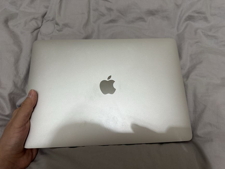 MacBook M1 AIR 8/256