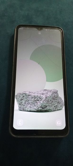 Продам  телефон Самсунг А кор 03